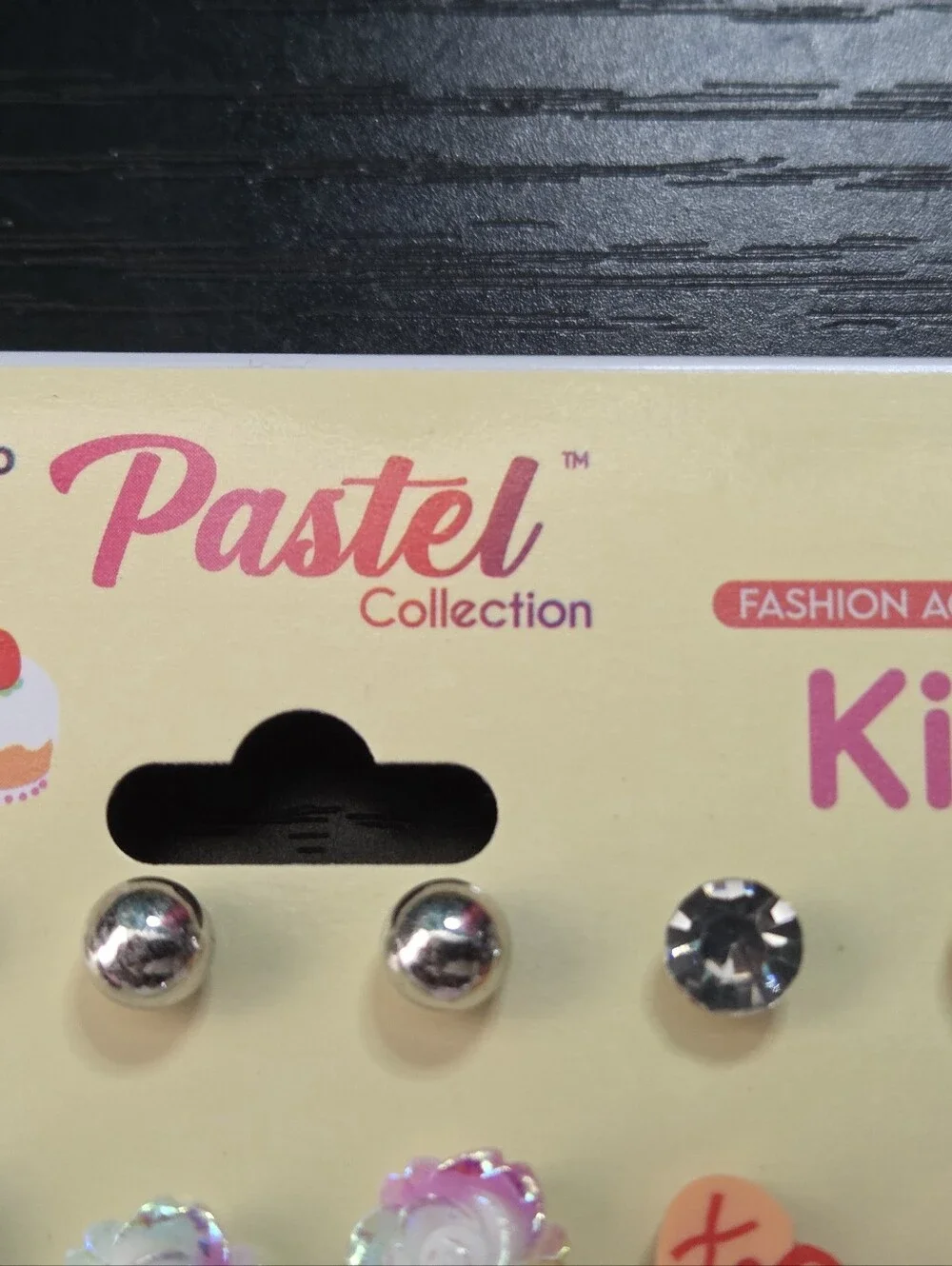 Top&Top Pastel Kids Assorted Stud Earring Set -  Pink Pig & Blue Bear